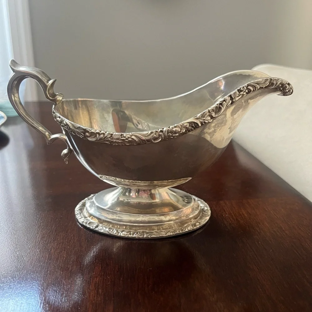 Elegant E.P. Sheffield Reproduction Silverplated over Copper Gravy/ Sauce Boat